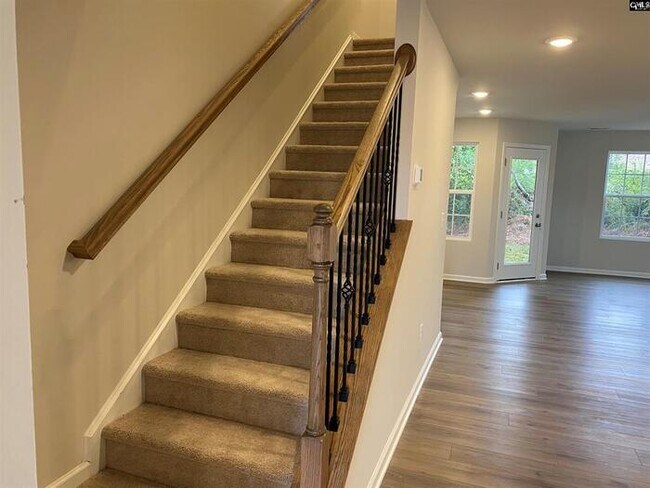 Building Photo - 119 C Triumph Ave.