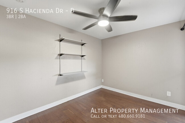 Building Photo - 916 S Hacienda Dr