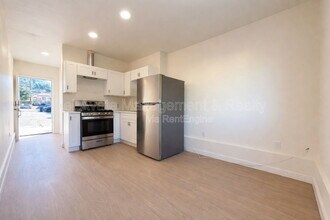 Building Photo - 6819 N Figueroa St