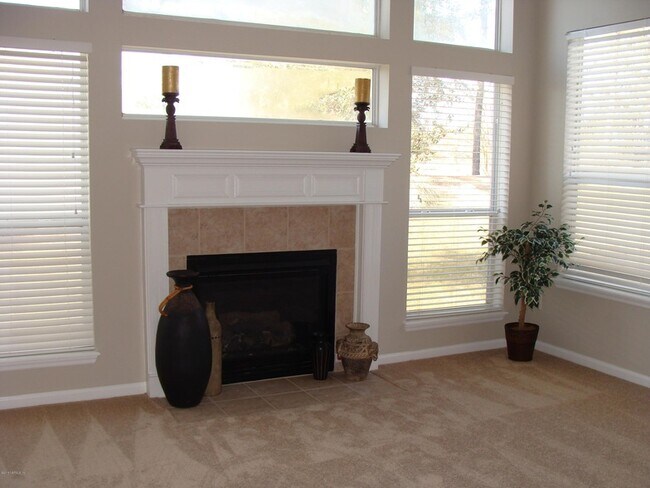 Building Photo - 258 Porta Rosa Circle