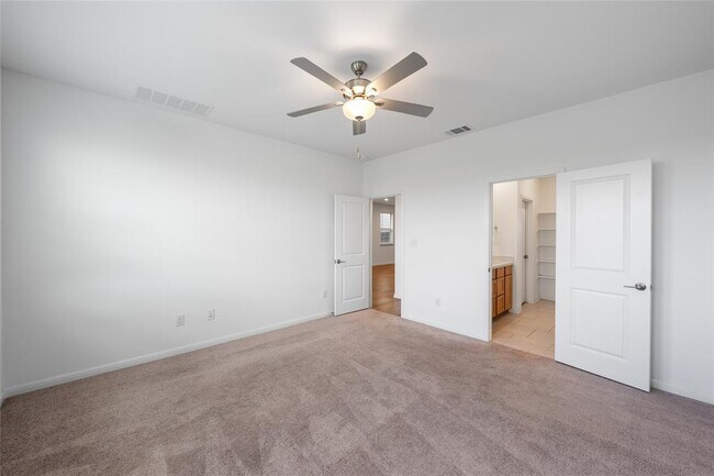 Building Photo - 751 Papaya Dr