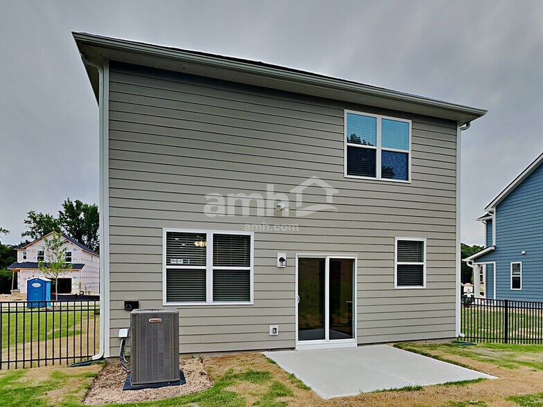 Building Photo - 2023 St Joseph Dr