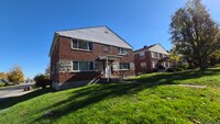 Building Photo - 4286 Catalpa Dr.