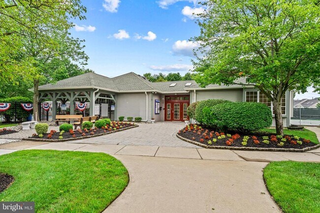 Building Photo - 3520B Neils Ct