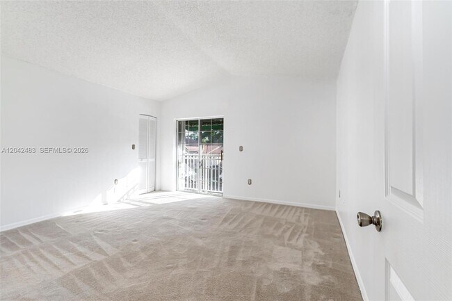 Building Photo - 4671 SW 154th Pl