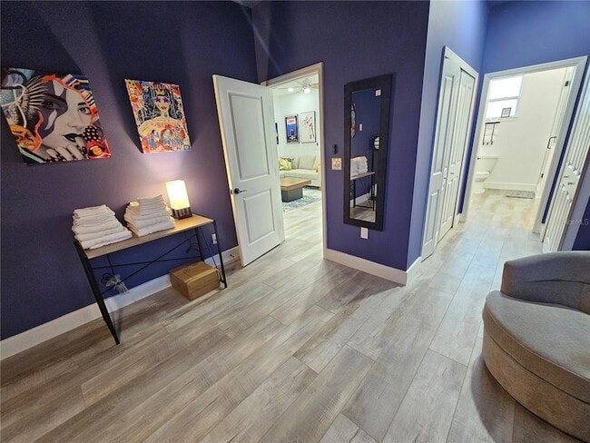 Building Photo - 2075 Jewell Ave