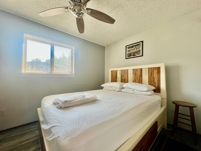 Building Photo - Beautifully updated condo in Winter Park