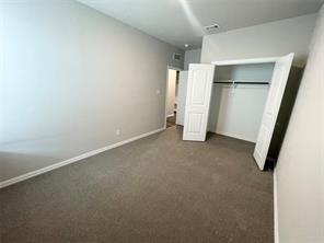 Building Photo - 801 Porcupine Dr