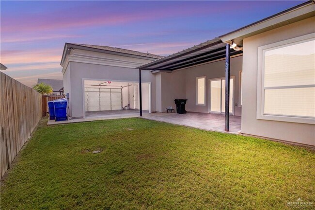 Building Photo - 30 Wisteria Ave