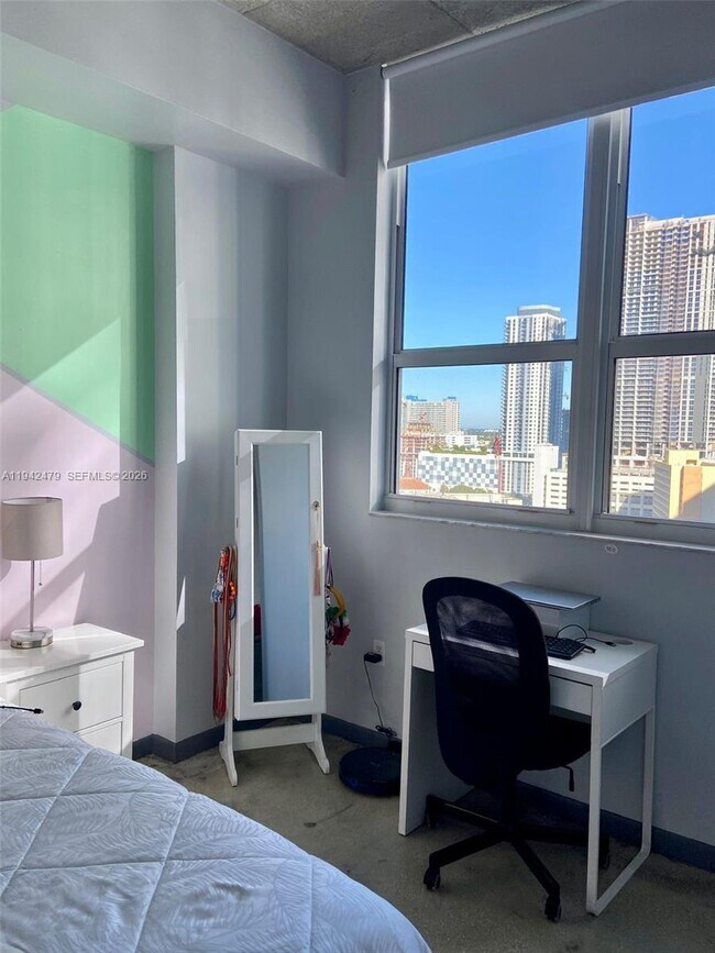 Building Photo - 133 NE 2nd Ave