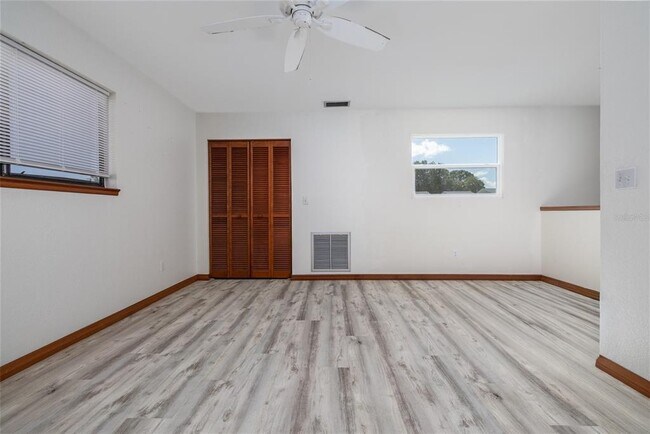 Building Photo - 2263 Deerwood Dr