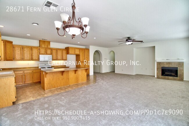 Building Photo - 28671 Fern Glen Cir