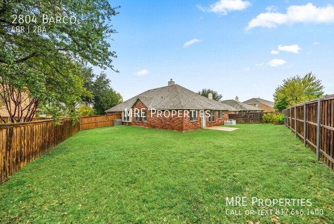 Building Photo - 2804 Barco