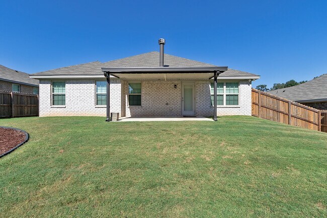 Building Photo - Prattville Rental available now!