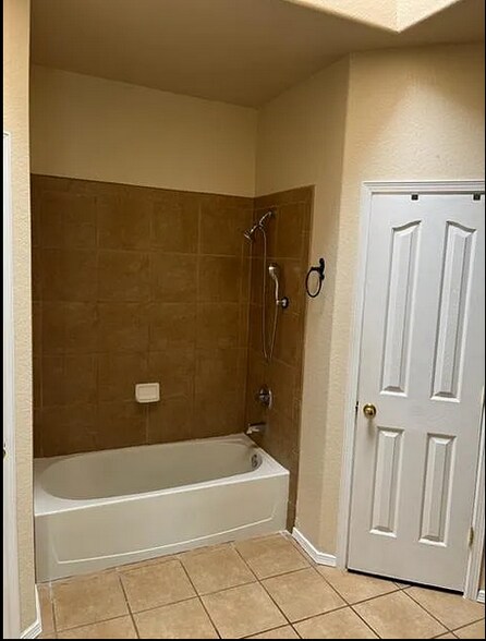Building Photo - 1188 Gunsight Peak Dr