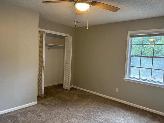 Building Photo - 2904 Scotsman Rd