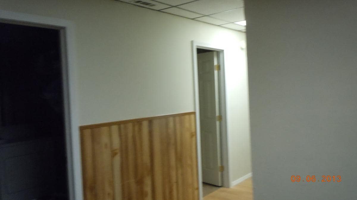 Building Photo - 1815 N 6th Ave