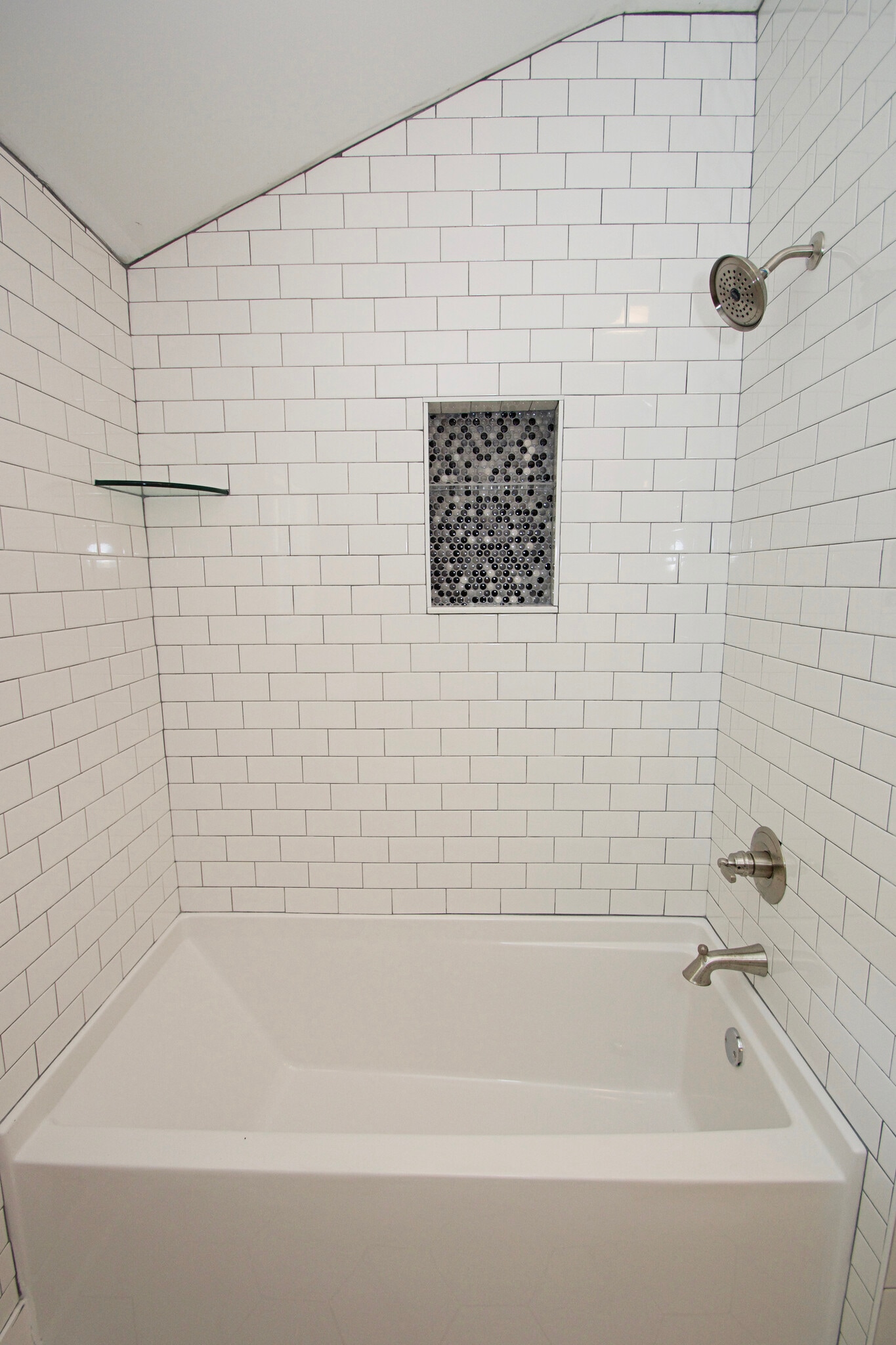 primary suite - 2404 Jefferson Ave