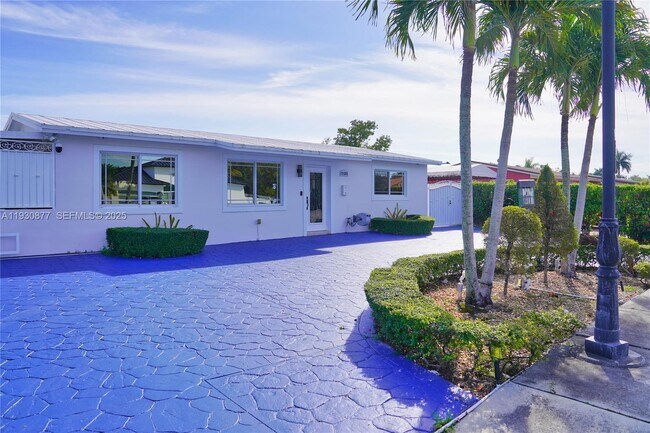 Building Photo - 17135 NW 87th Ave