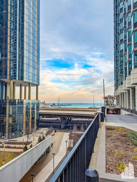 Building Photo - 195 N Harbor Dr