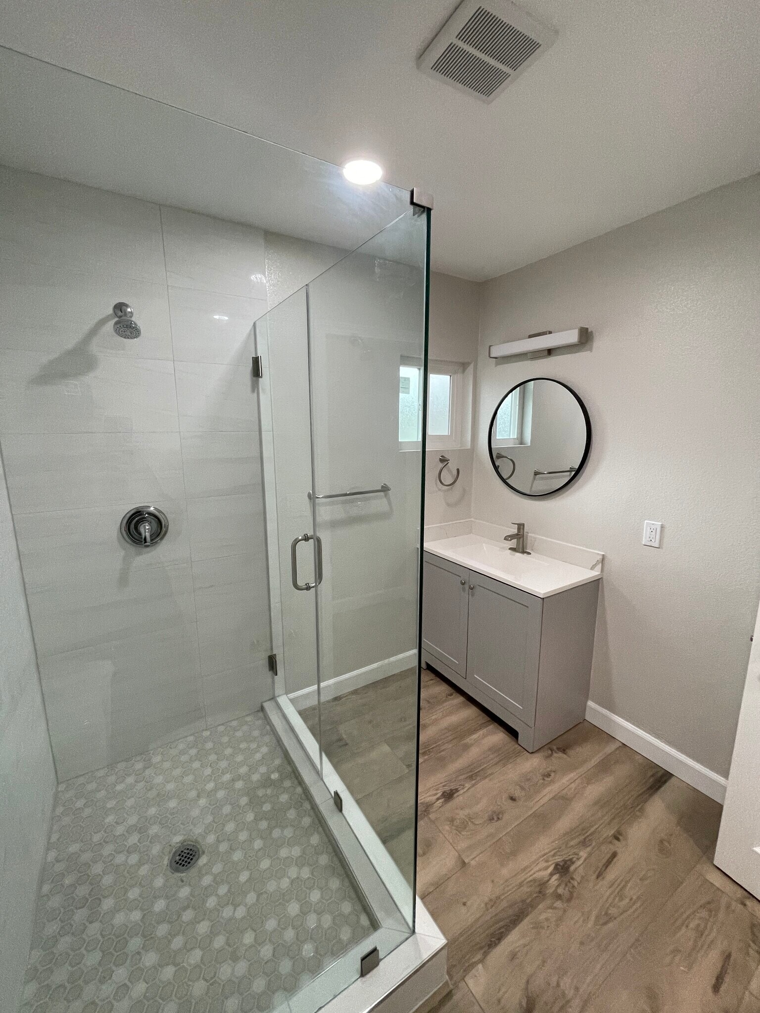 Bathroom - 1012 Cypress Ave