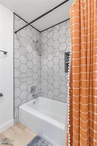 Building Photo - 3133 Primrose Dr