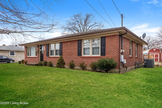 Building Photo - 7706 Poinsettia Dr