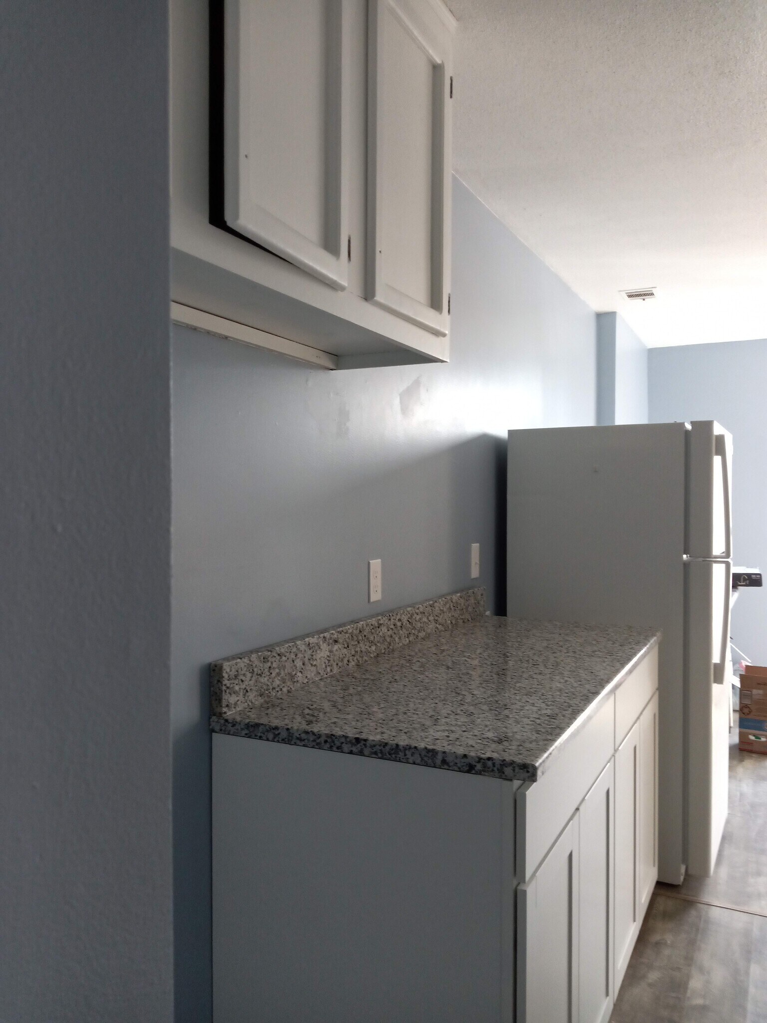 Kitchen - 10 Shrewsbury Green Dr