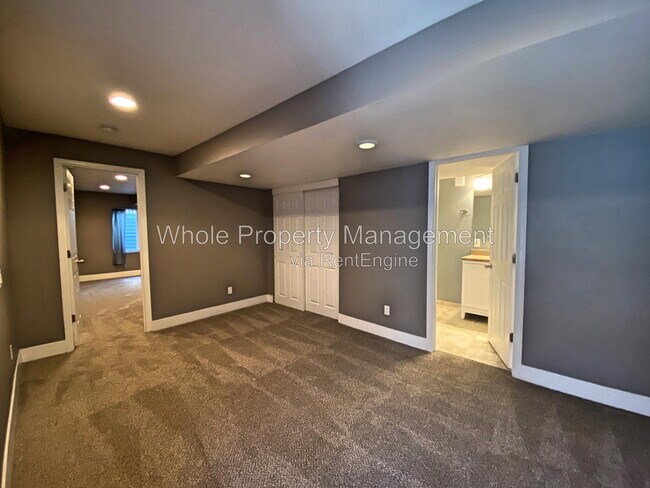 Building Photo - 5981 S Zante Way