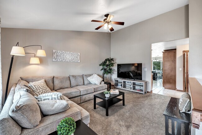 Building Photo - 2212 Rygar Ct