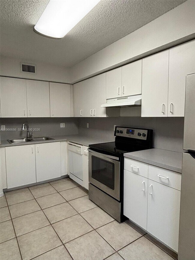 Building Photo - 13448 SW 154th St