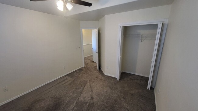 Building Photo - 1383 SW 27th St