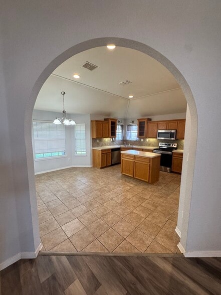Kitchen / dinning - 4301 Capri Dr