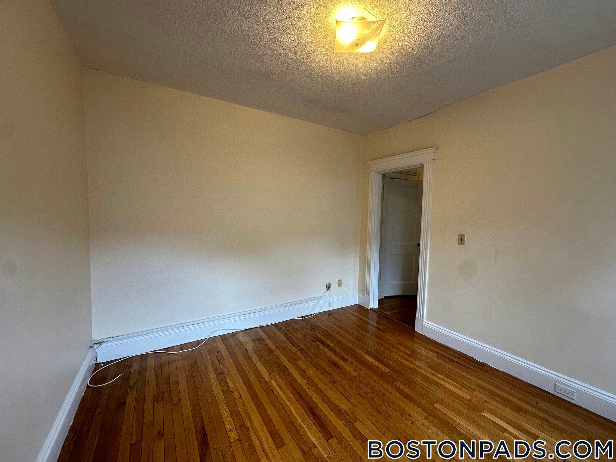 Building Photo - 1152 Commonwealth Ave