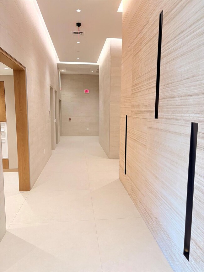 Building Photo - 151 N Seabreeze Blvd