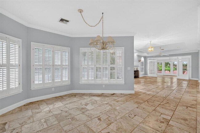 Building Photo - 618 High Point Dr