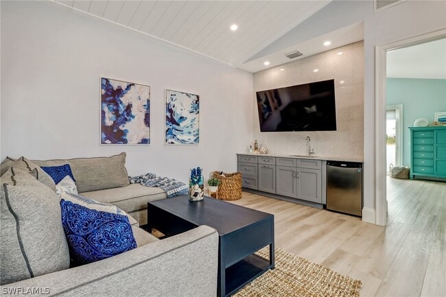 Building Photo - 5130 Alpha Ct