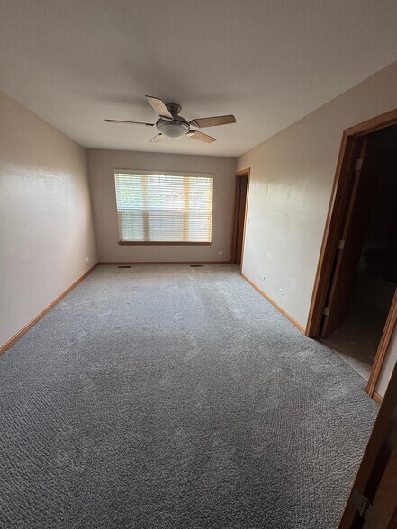 Building Photo - 10549 Wakefield Ln
