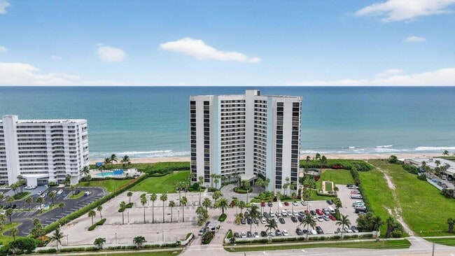 Building Photo - 9650 S Ocean Dr