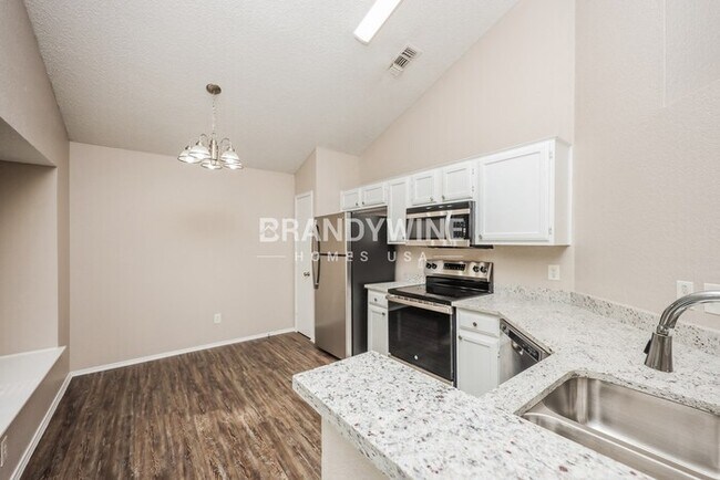 Building Photo - 926 Gable Ave