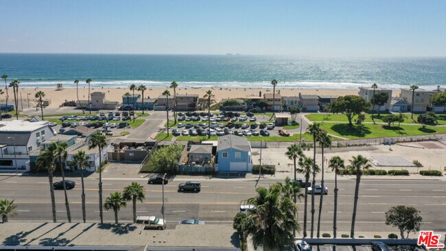 Building Photo - 17165 Pacific Coast Hwy