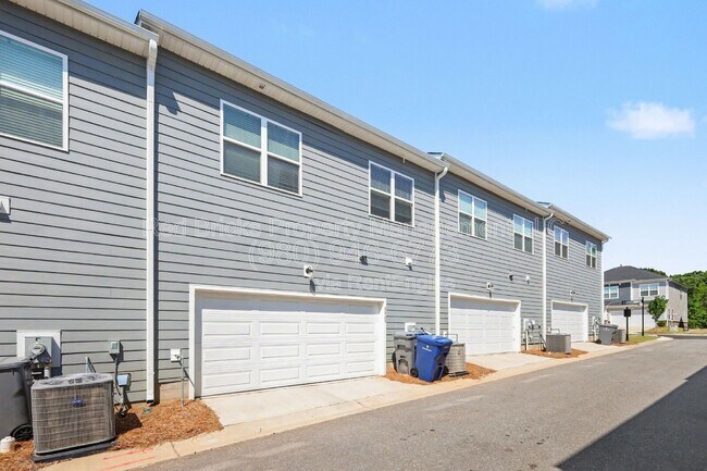 Building Photo - 8809 Arrington Hall