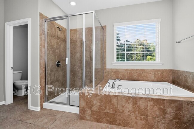 Building Photo - 15111 Brannock Hills Dr