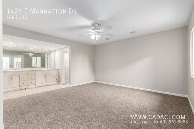 Building Photo - 1426 E Manhatton Dr