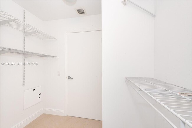 Building Photo - 60 SW 13th St