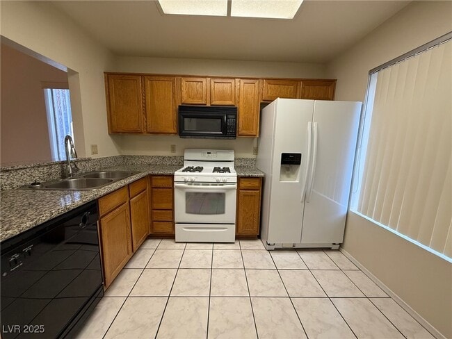 Building Photo - 8524 Willowrich Dr