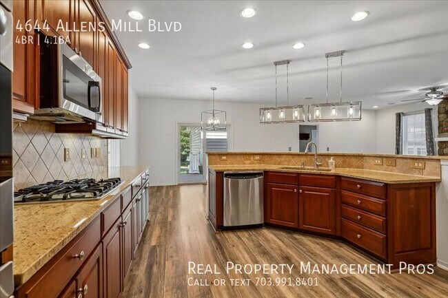 Building Photo - 4644 Allens Mill Blvd