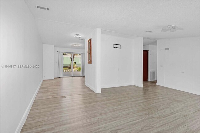 Building Photo - 19800 SW 180th Ave