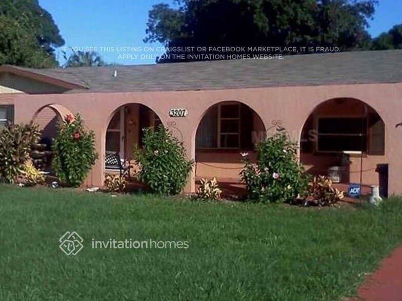 Primary Photo - 3207 49th Ave Dr W