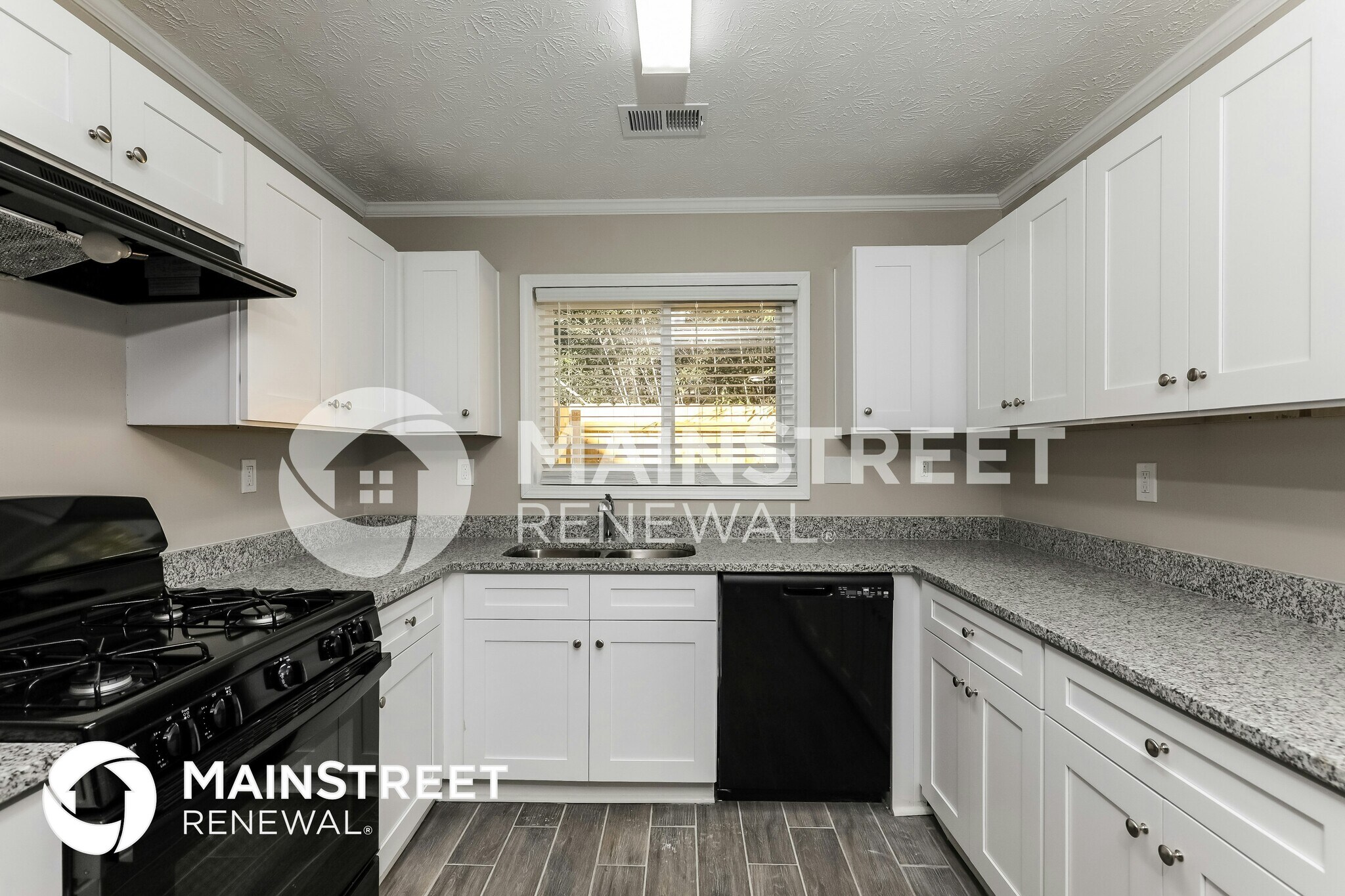 Building Photo - 110 Landing Dr